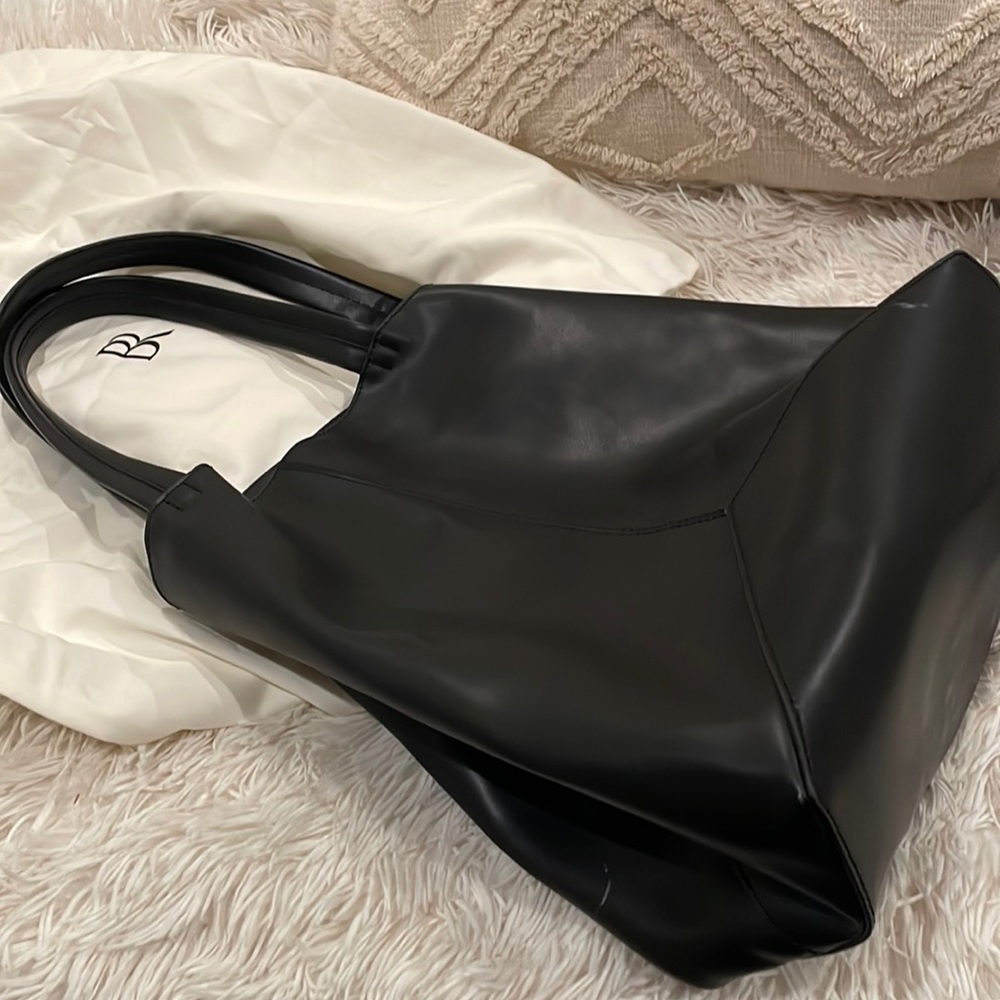 Banana Republic Women’s Leather Purse